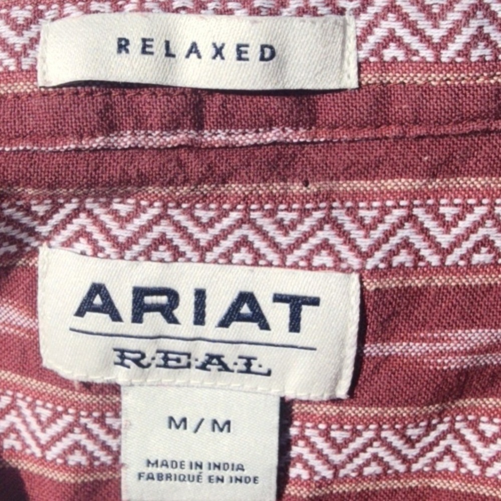 Ariat REAL Womens Medium Burgundy Southwestern Cotton Relaxed Button Down Shirt - Picture 4 of 5